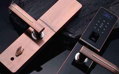 保定换锁公司（上门开锁电话）