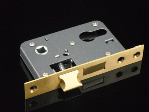 廊坊换锁（上门修锁电话）